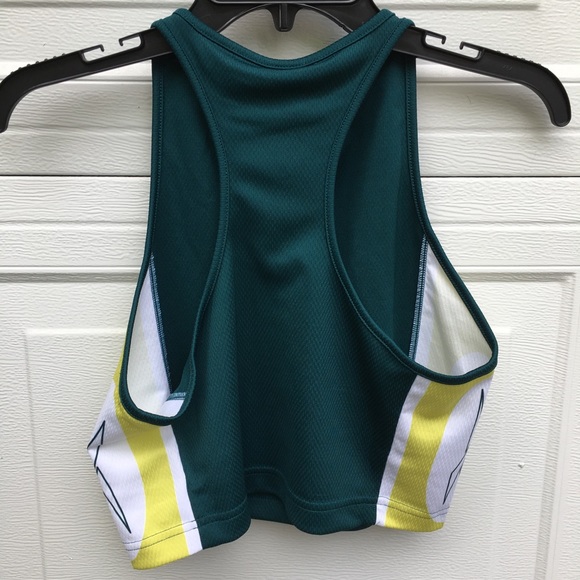 NWT REEBOK RACERBACK CROP TOP SIZE M - Picture 3 of 7